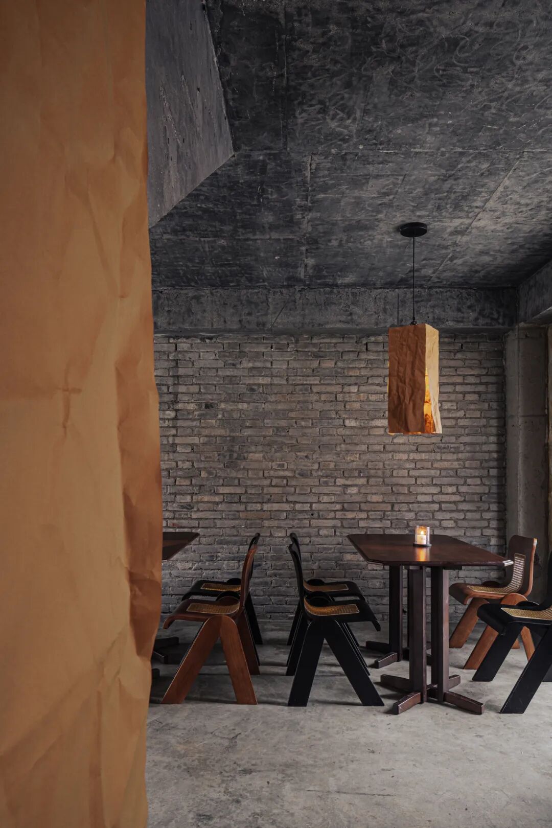 雀斑日咖夜酒室内工业风场景