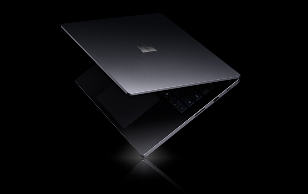 Surface Laptop半开合状态