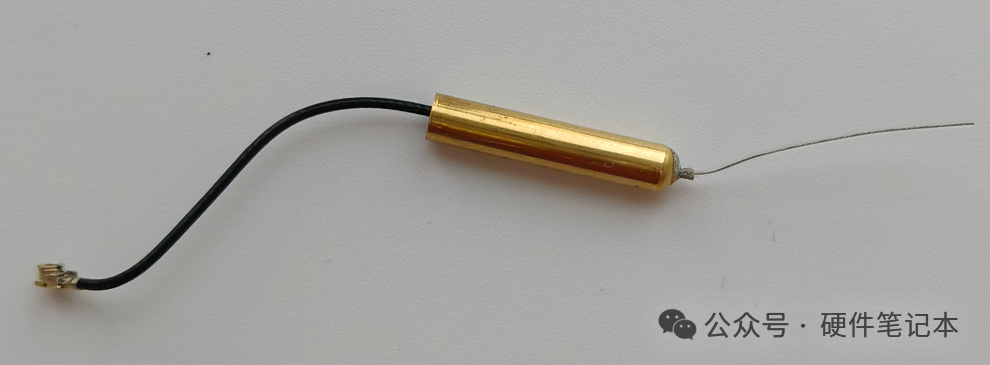 剥开热缩管的铜管天线内部