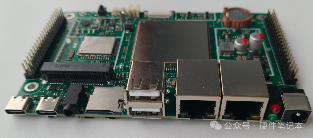 EVB5301开发板左侧接口特写