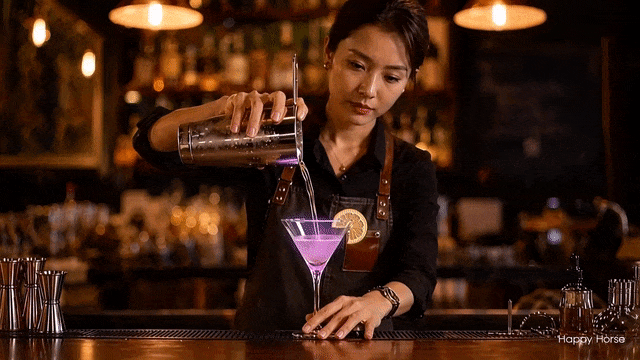 修改后酒液变色视频