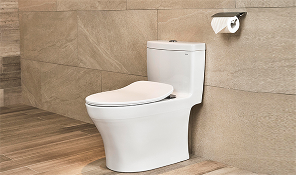 现代风格的卫生间与TOTO马桶