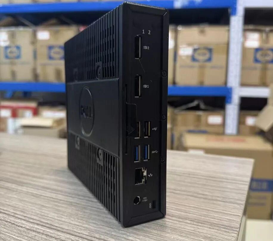 戴尔Wyse 5060主机正面接口特写