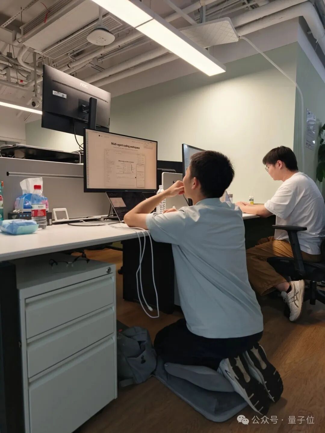 涂少坤工作ing
