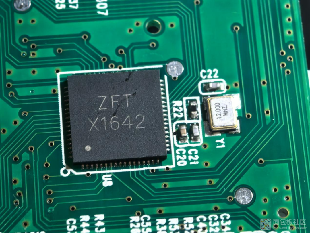 POS机主控芯片ZFT X1642特写
