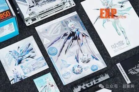 二次元角色海报与卡片