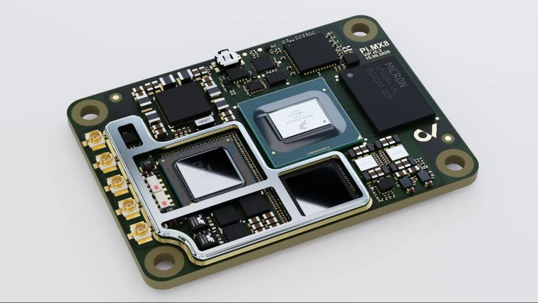 精密芯片电路板特写