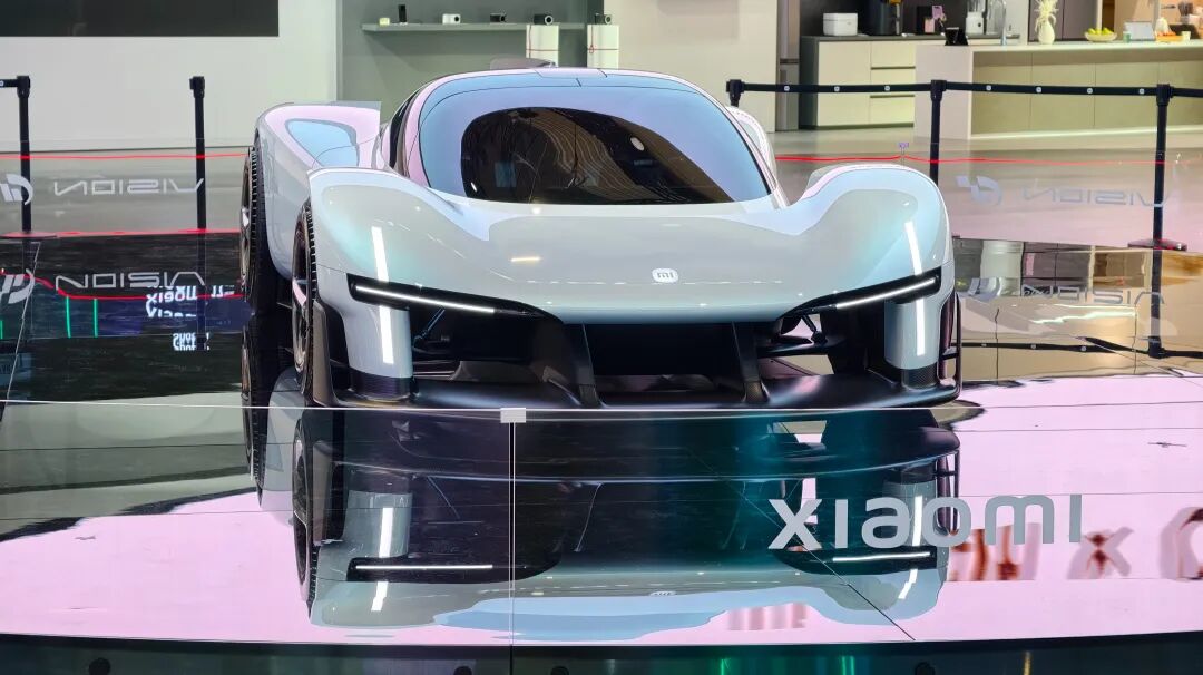 小米Vision Gran Turismo概念跑车正面