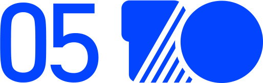 蓝色数字“05”与抽象图形标志