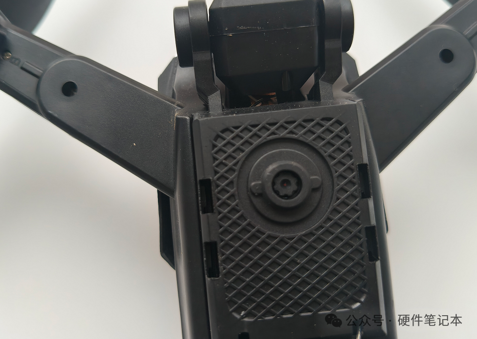 无人机底部光流传感器模块特写