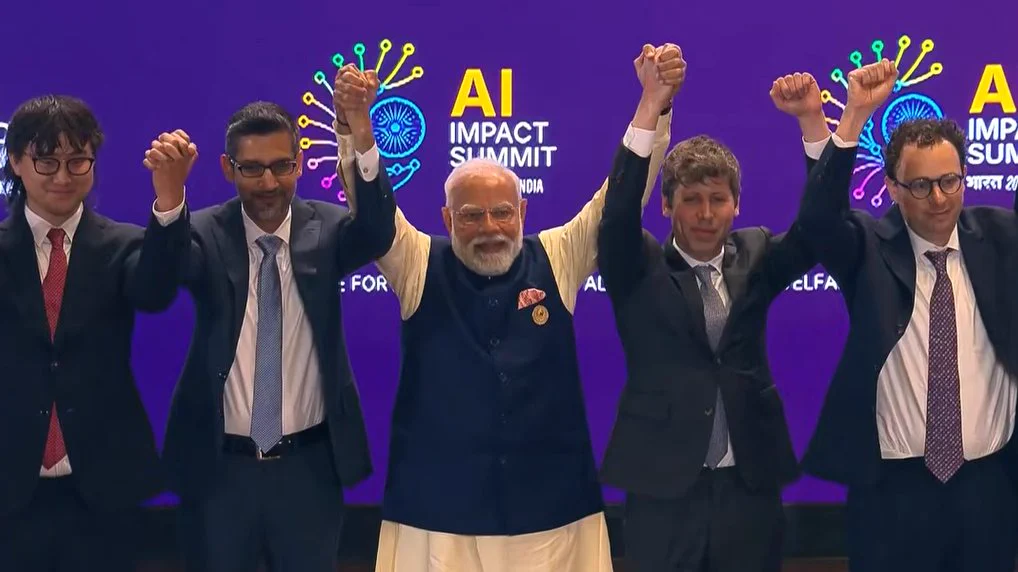 2026 AI Impact Summit India 峰会现场合影