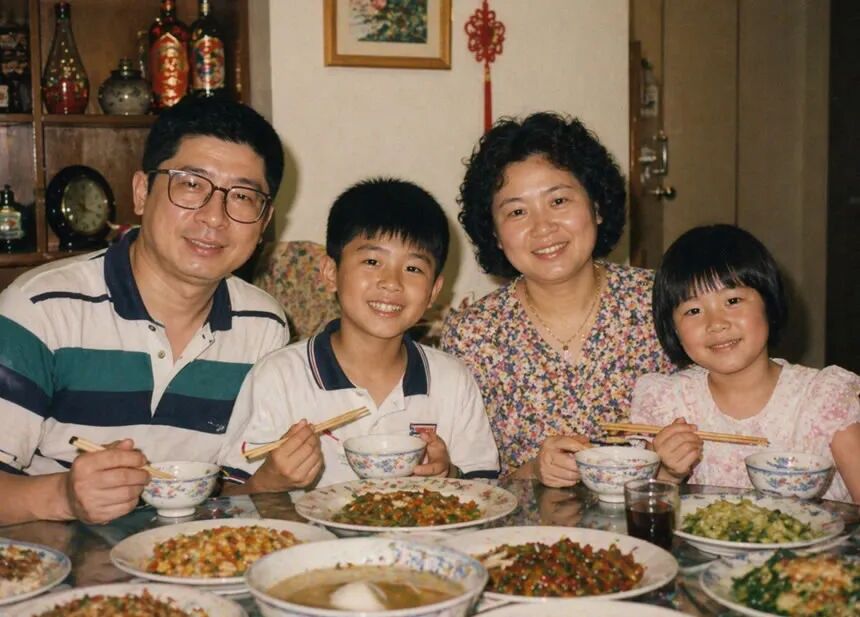 ChatGPT Images 2.0 生成 90 年代家庭聚餐照