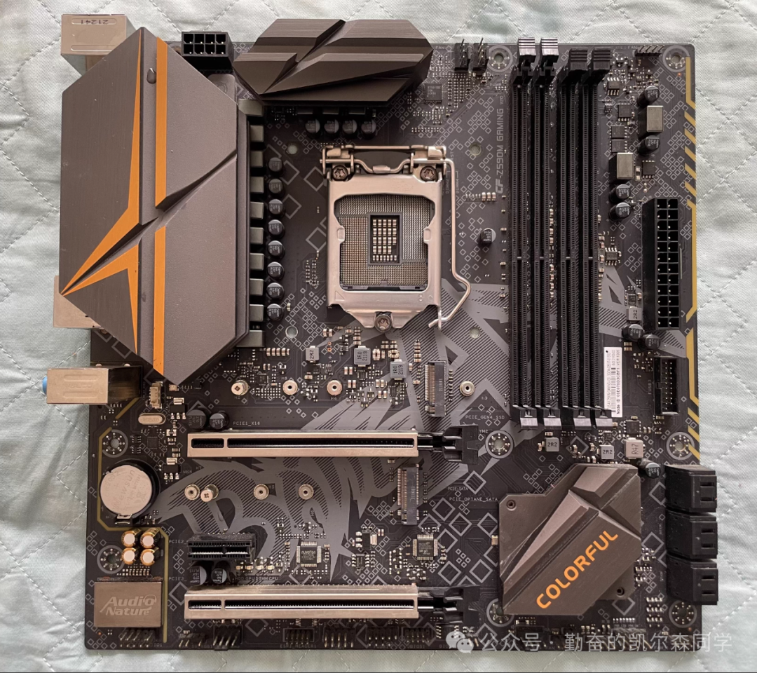 七彩虹Z590M GAMING V20主板