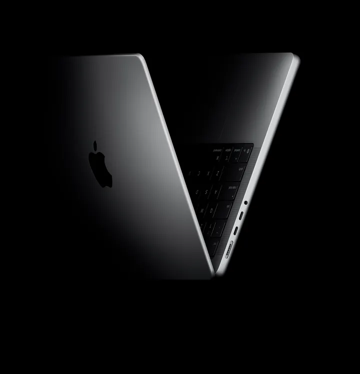 MacBook Pro侧面展示