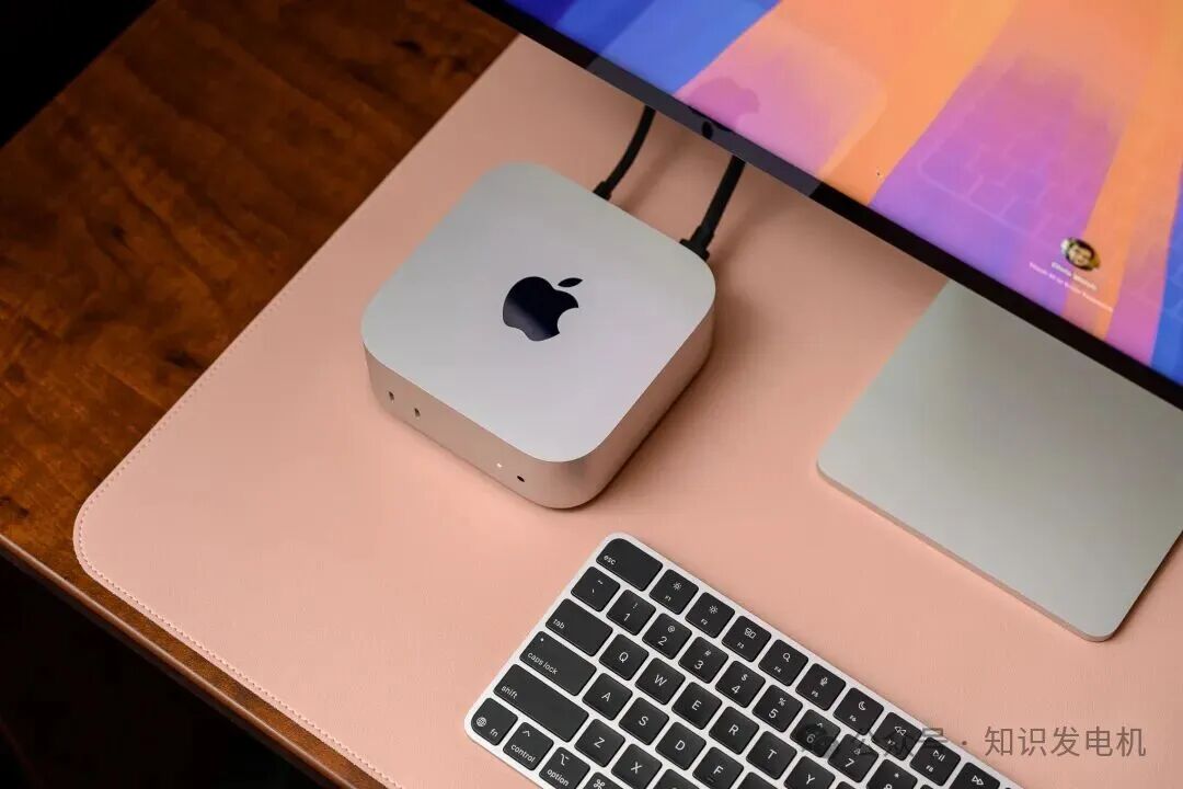 运行大模型的Mac mini桌面环境