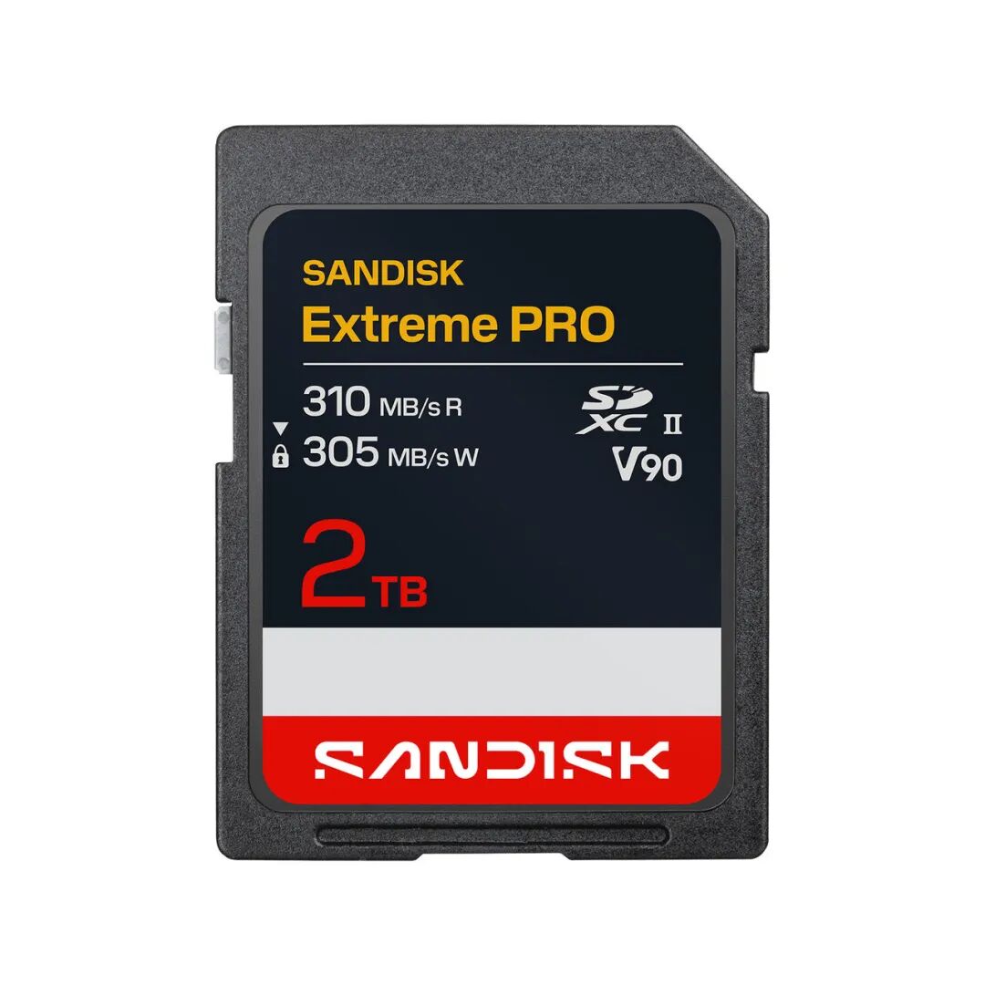 闪迪Extreme PRO 2TB SD卡正面