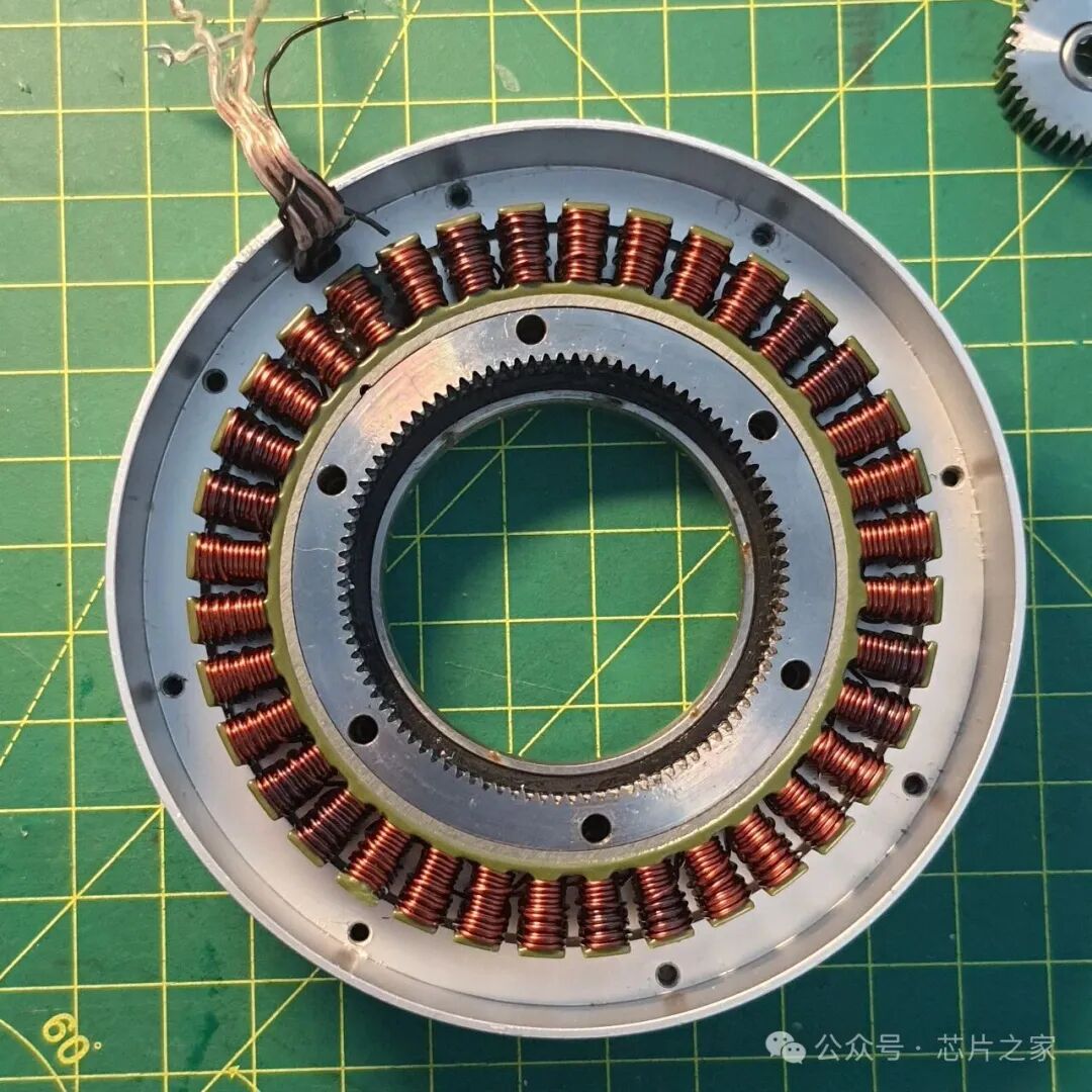 36槽电机定子绕组特写