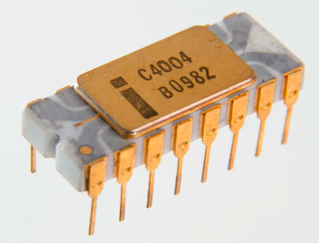 Intel 4004 DIP-16封装处理器