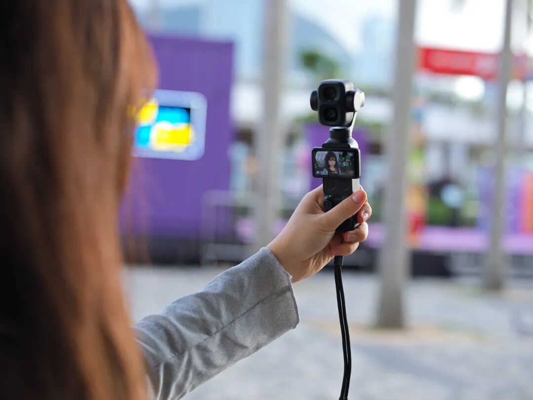 大疆Pocket 4P双摄云台特写