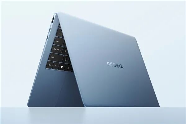 小米笔记本Pro 14外观展示