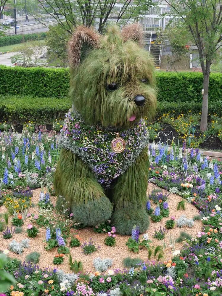 巨型西高地白梗犬花艺雕塑