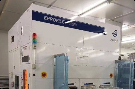 EPROFILE 300FD 设备，来自上海科影，配有信号灯塔和蓝色半透明门