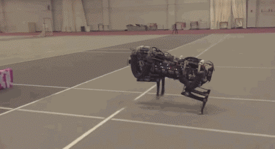 四足机器人跳跃障碍