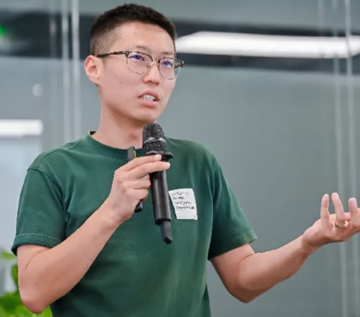 斜跃智能CEO张骁肖像