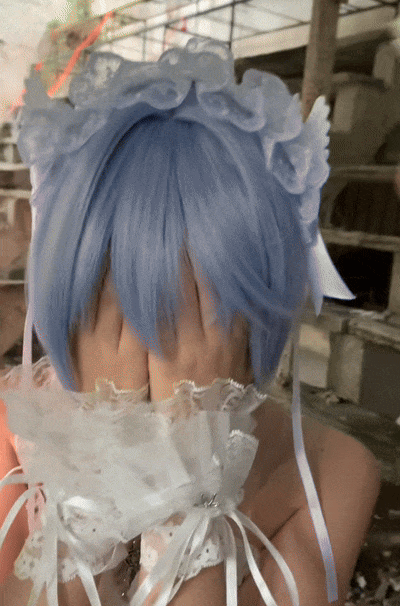 coser手动整理发型塑造动漫角色绫波丽