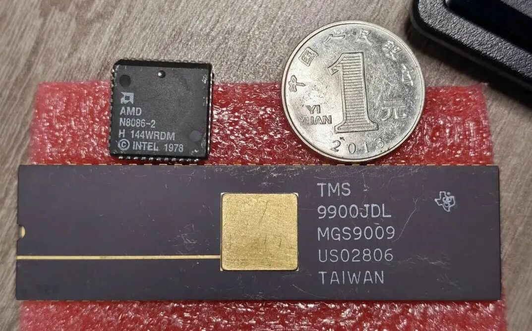 AMD N8086-2 与德州仪器 TMS 9900JDL 芯片对比