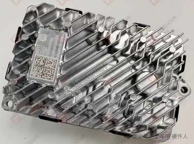 小米汽车前照灯控制模块铝合金散热外壳