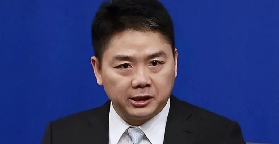 刘强东演讲图片