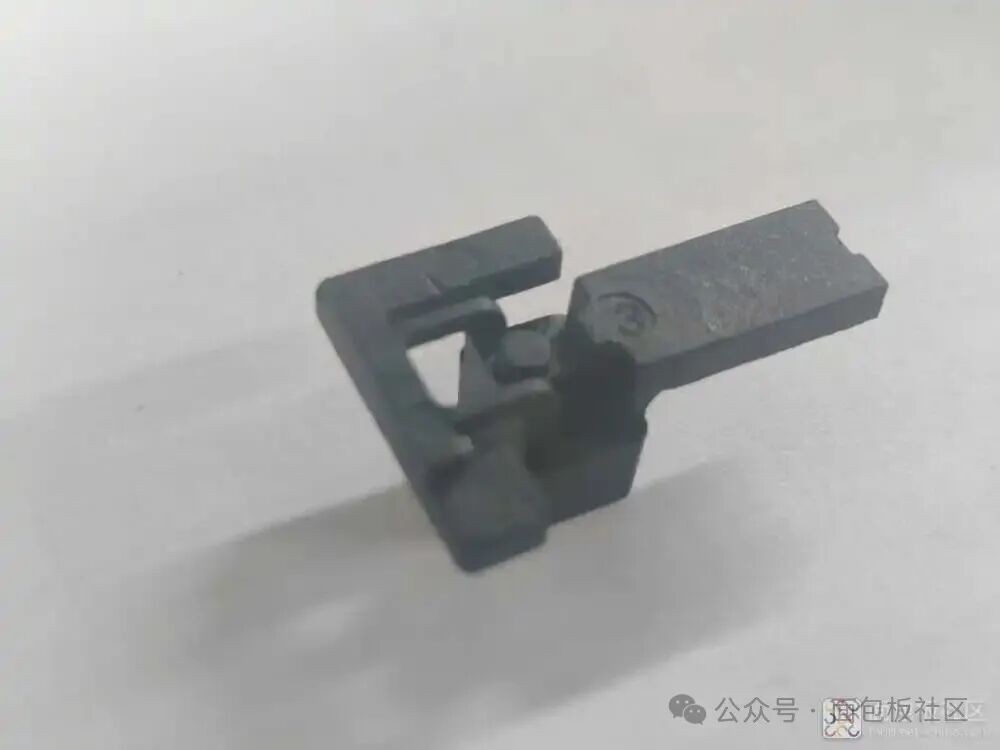 外部按键联动部件（背面）