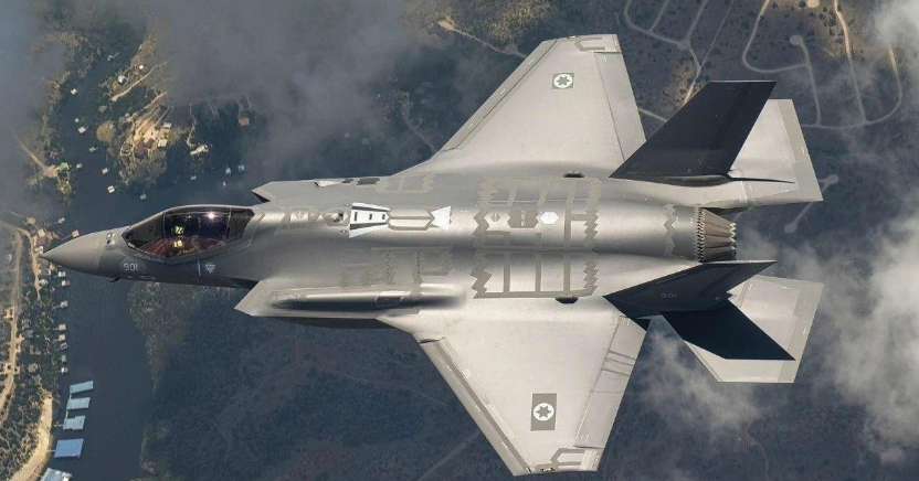 执行空袭任务的以色列F-35隐身战机
