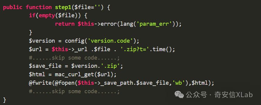 PHP代码截图，背景为深色主题，代码定义了一个名为step1的公共函数，包含参数检查、版本配置、URL构建、文件保存和写入操作