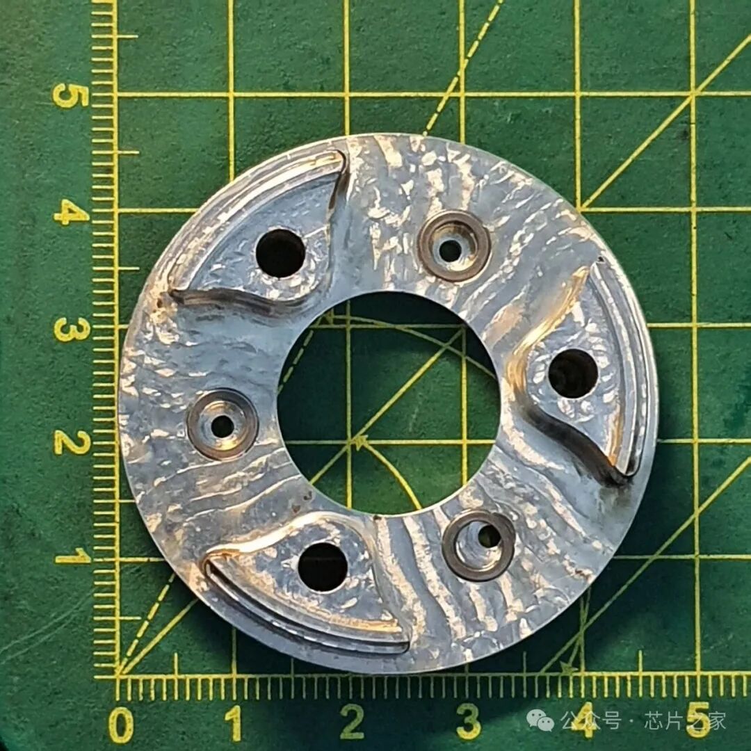 行星齿轮架与输出轴组件