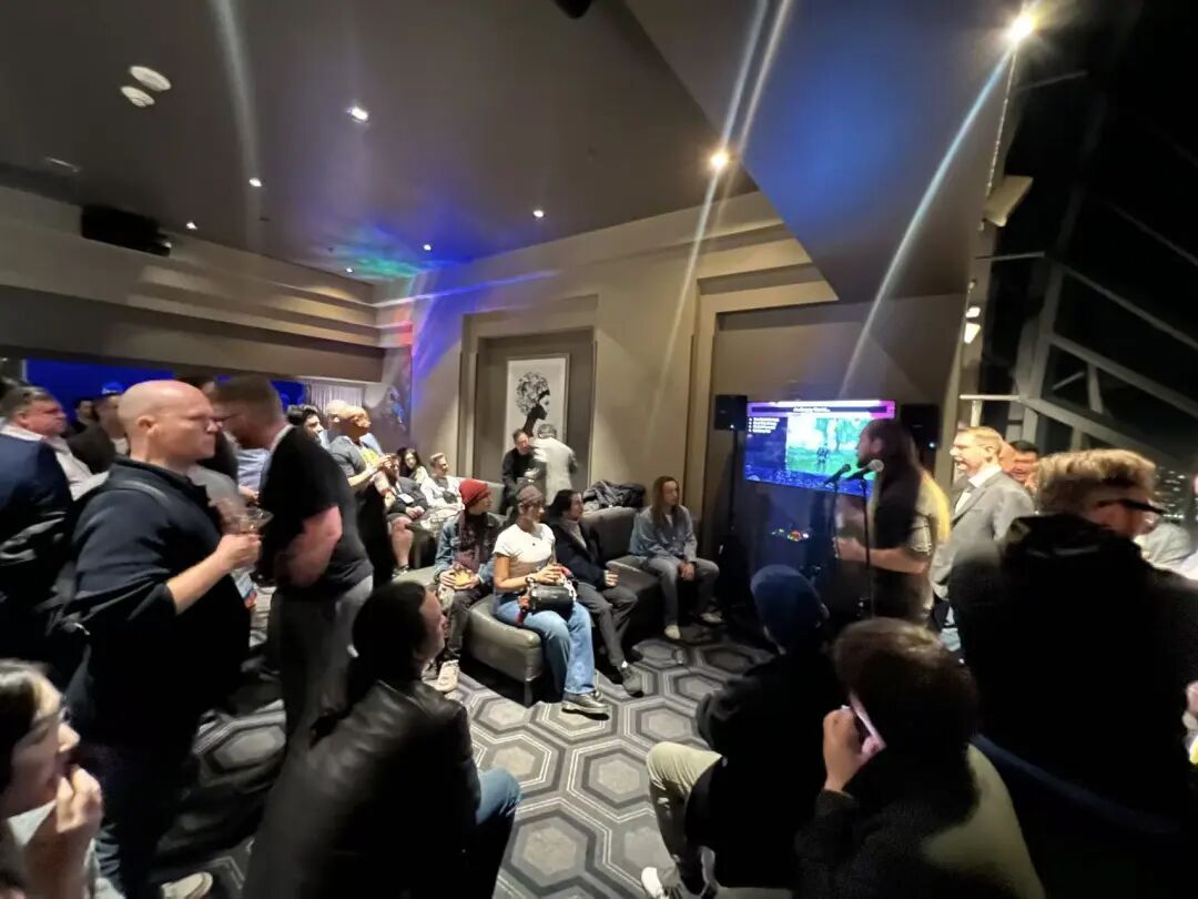 室内游戏发布会场景