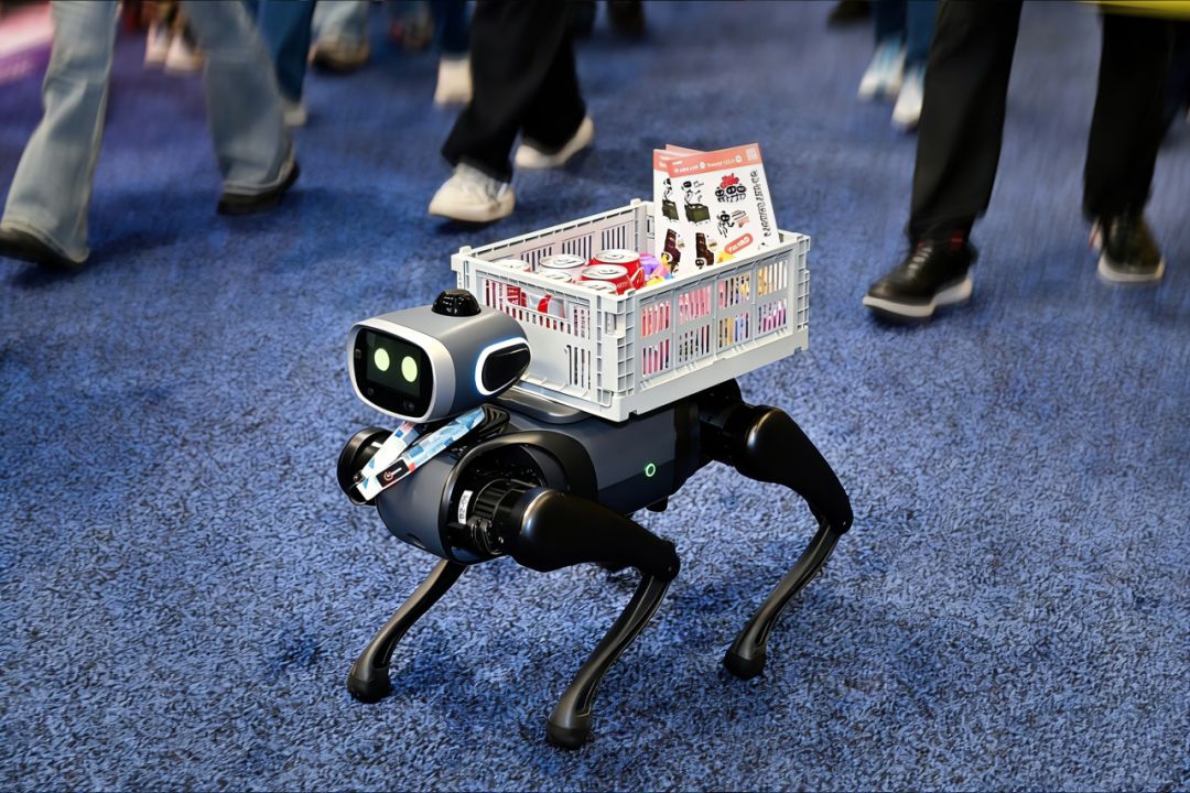 搭载购物篮的四足机器人