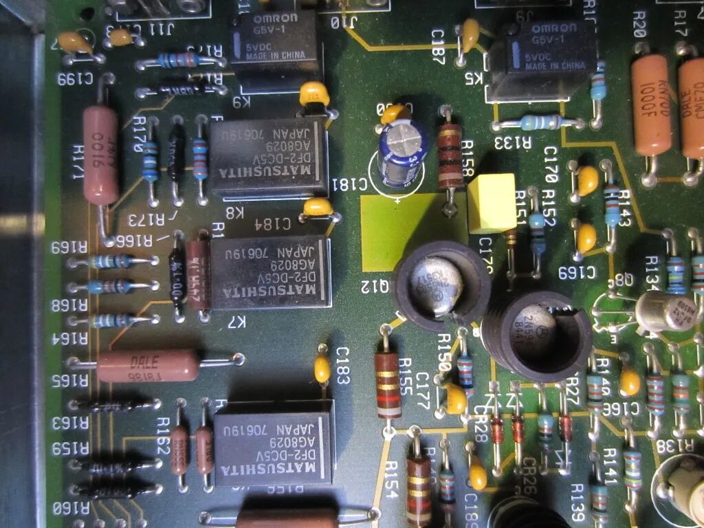 Wavetek 395 输出级继电器
