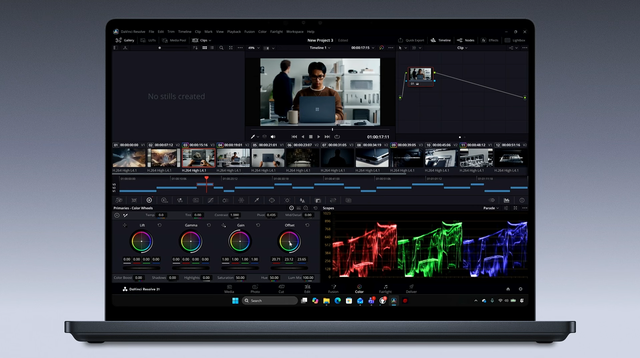 Surface Laptop Ultra 运行 DaVinci Resolve 18 视频调色界面
