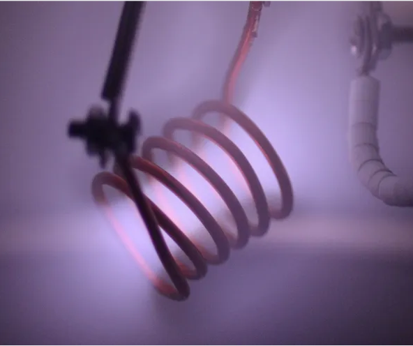 Sam早期制作的可发光线圈装置