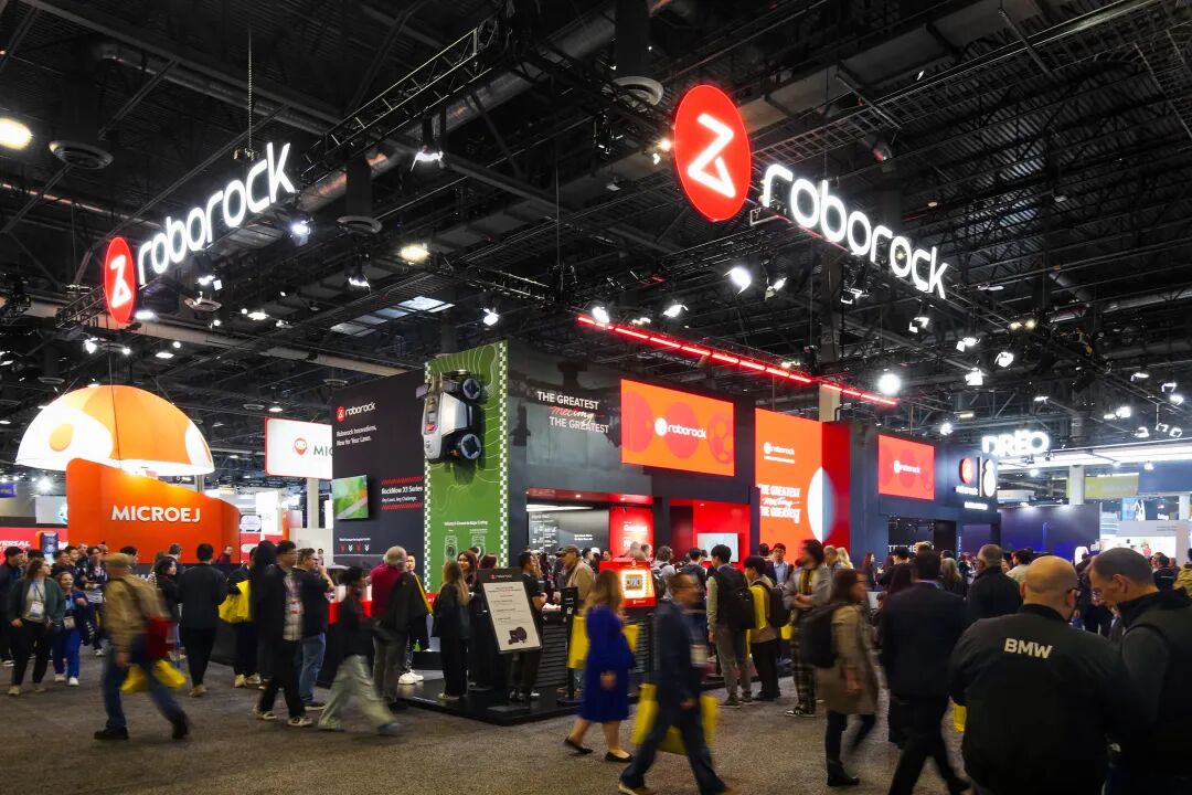 Roborock展台人流