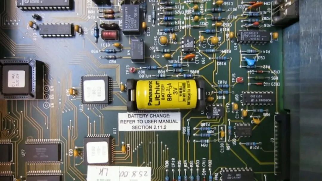 Wavetek 395 Panasonic 锂电池特写