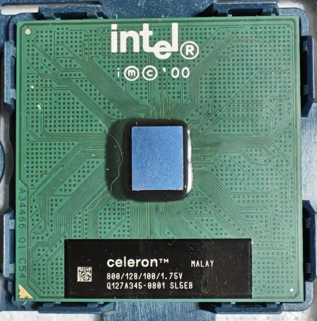 Coppermine Celeron 800处理器