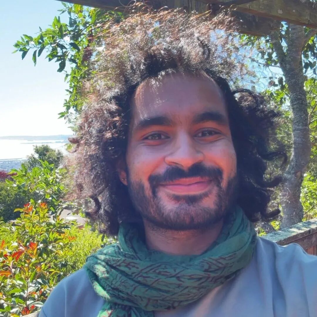 Mrinank Sharma个人照片