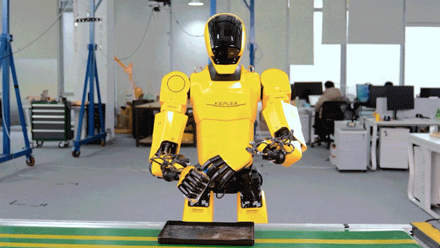 开普勒机器人进行多步操作演示