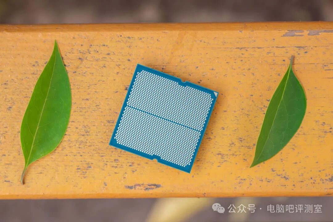 CPU插槽保护盖特写