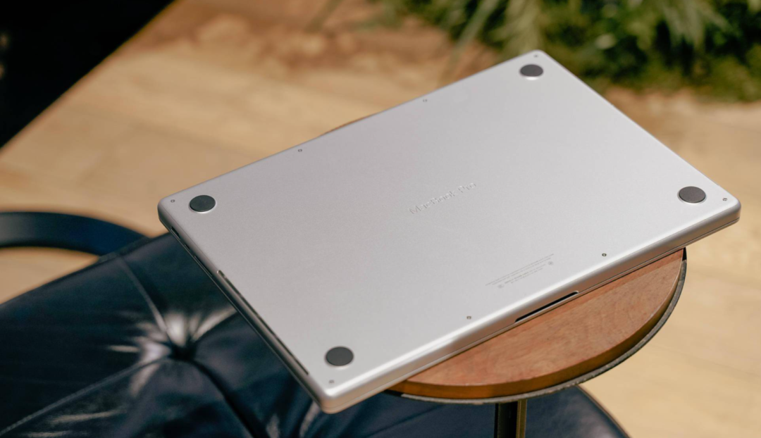 Microsoft Surface Pro 背面实拍