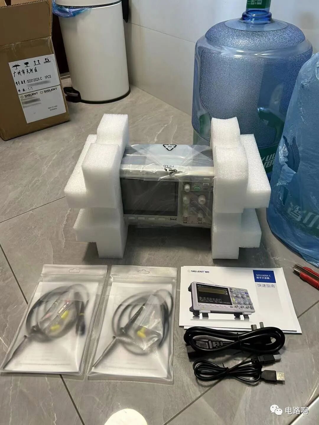 鼎阳SDS1202X-C示波器开箱图