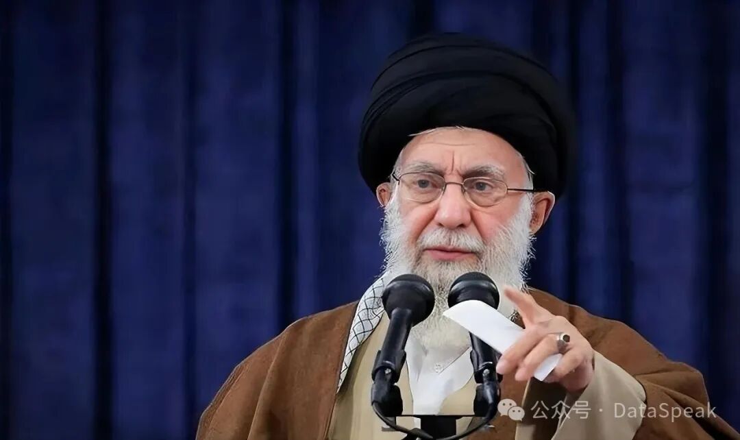 伊朗最高领袖哈梅内伊在公开场合讲话资料图